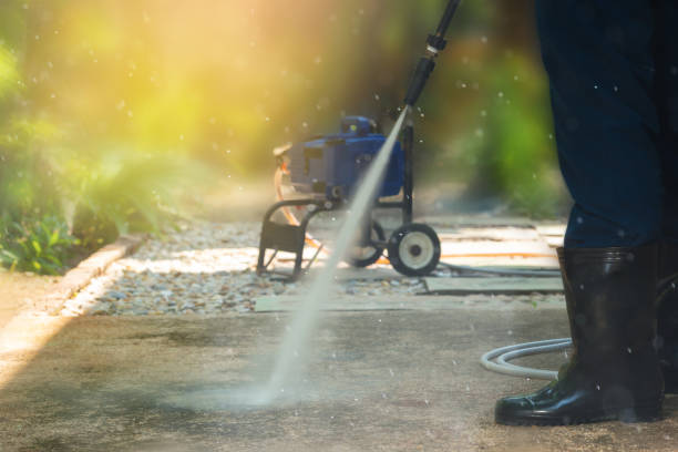 Best Machinery and Equipment Cleaning  in Farley, IA